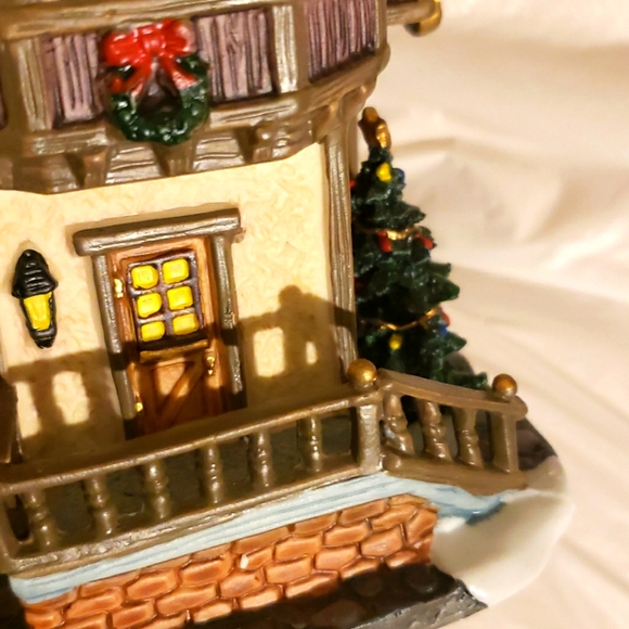 (MD) Lemax "Caddington Village" Collection - Picture 7 of 13